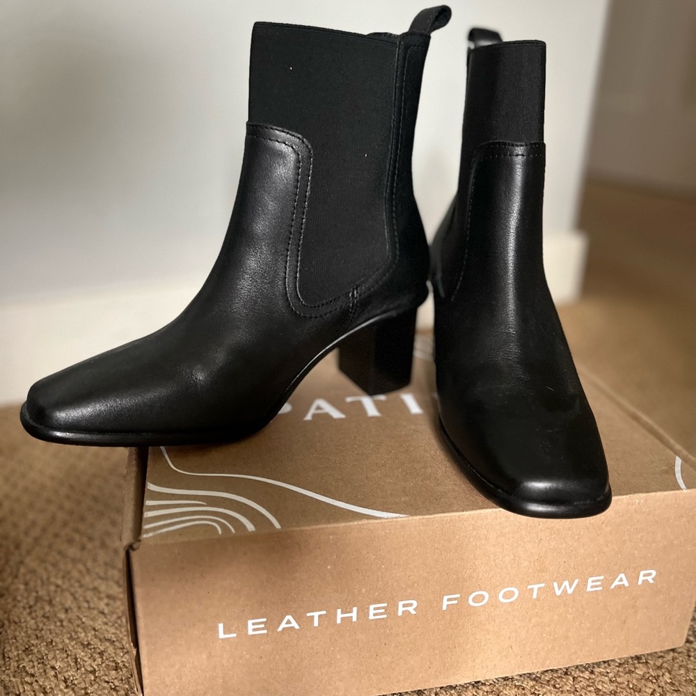 Portland Leather Patina Black Leather Ankle Boots